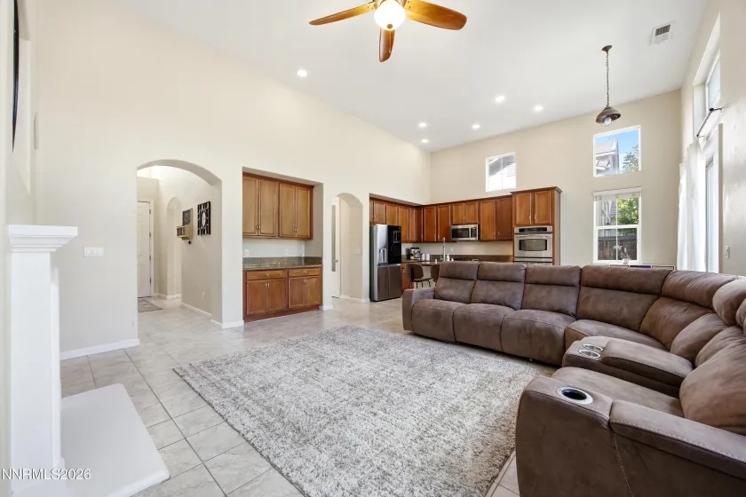 6672 Magical, Sparks, Nevada 89436, 4 Bedrooms Bedrooms, ,4 BathroomsBathrooms,Residential,Residential,Magical,0,260012063
