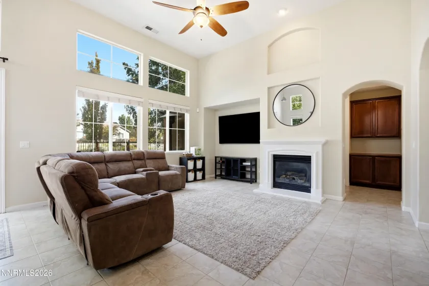 6672 Magical, Sparks, Nevada 89436, 4 Bedrooms Bedrooms, ,4 BathroomsBathrooms,Residential,Residential,Magical,0,260012063