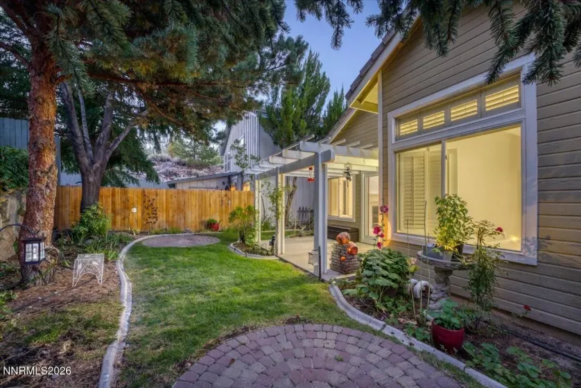 6321 Copper Creek, Reno, Nevada 89519, 3 Bedrooms Bedrooms, ,2 BathroomsBathrooms,Residential,Residential,Copper Creek,0,260012069
