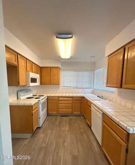 5002 Canyon Run, Sparks, Nevada 89436, 3 Bedrooms Bedrooms, ,2 BathroomsBathrooms,Residential Lease,Manufactured,Canyon Run,0,260012071