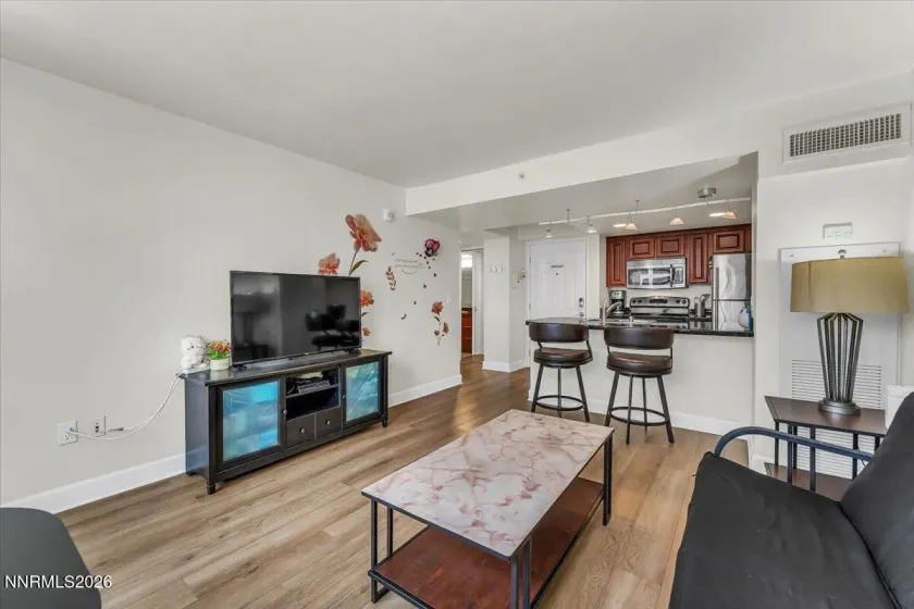 450 Arlington, Reno, Nevada 89503, 1 Bedroom Bedrooms, ,1 BathroomBathrooms,Residential,Residential,Arlington,0,260012072