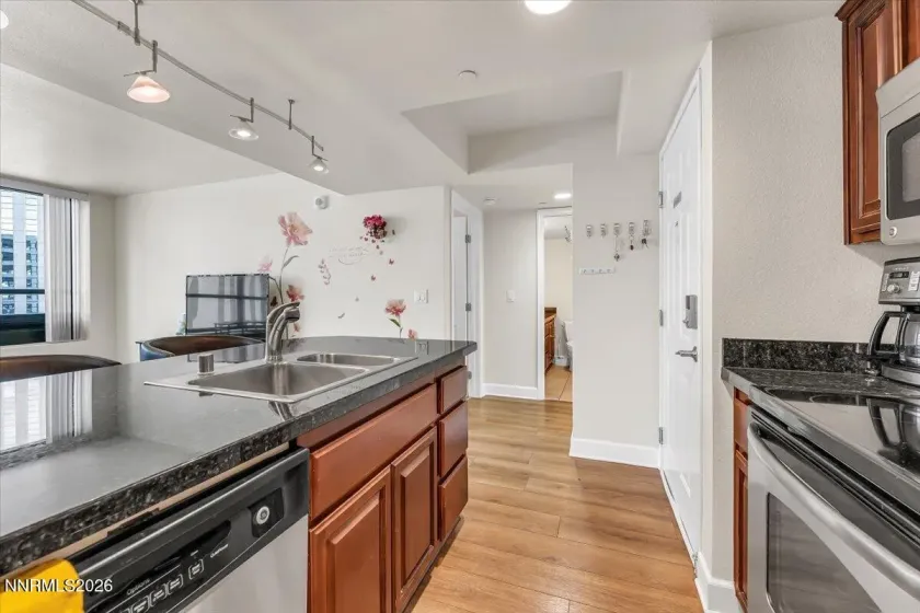 450 Arlington, Reno, Nevada 89503, 1 Bedroom Bedrooms, ,1 BathroomBathrooms,Residential,Residential,Arlington,0,260012072