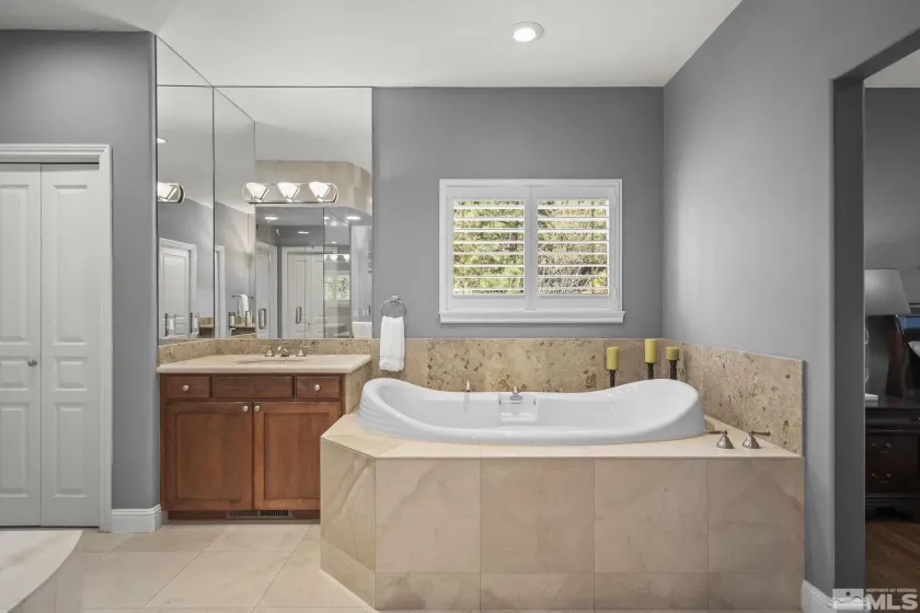 1203 Kachina, Reno, Nevada 89511, 3 Bedrooms Bedrooms, ,3 BathroomsBathrooms,Residential,Residential,Kachina,0,260012074
