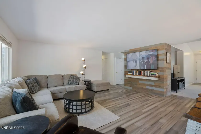 4029 Kings Row, Reno, Nevada 89503, 3 Bedrooms Bedrooms, ,2 BathroomsBathrooms,Residential,Residential,Kings Row,0,260012075