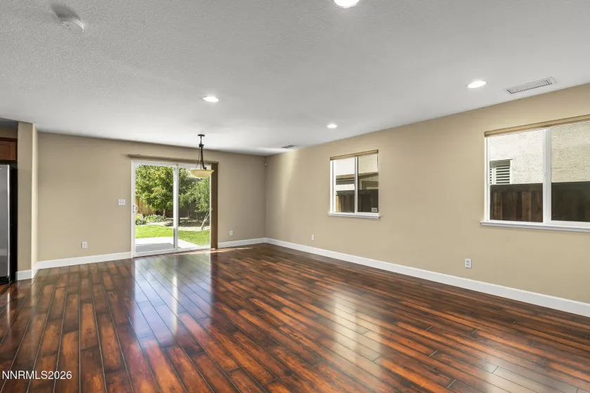 11565 Verazae, Reno, Nevada 89521, 4 Bedrooms Bedrooms, ,3 BathroomsBathrooms,Residential,Residential,Verazae,0,260012076