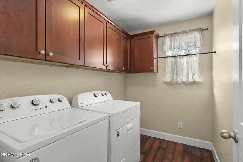 11565 Verazae, Reno, Nevada 89521, 4 Bedrooms Bedrooms, ,3 BathroomsBathrooms,Residential,Residential,Verazae,0,260012076