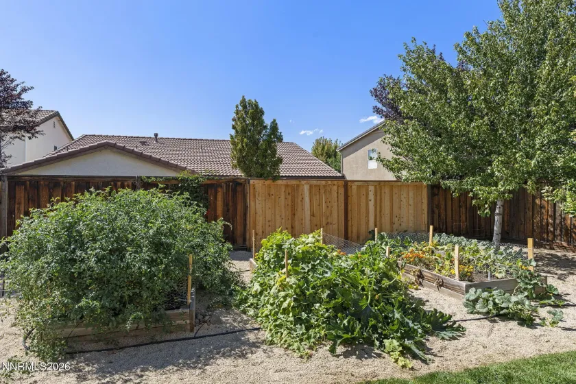 11565 Verazae, Reno, Nevada 89521, 4 Bedrooms Bedrooms, ,3 BathroomsBathrooms,Residential,Residential,Verazae,0,260012076