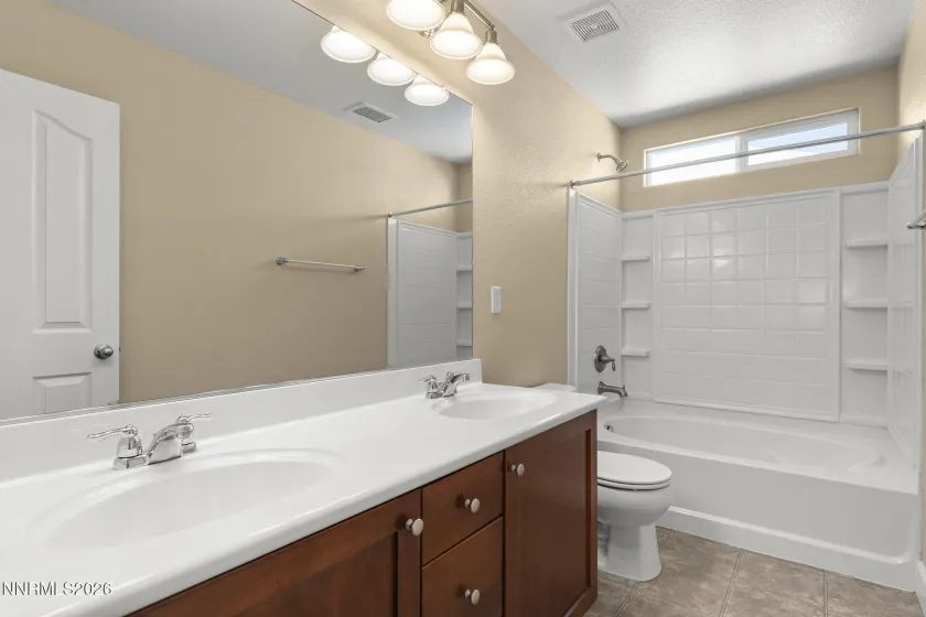 11565 Verazae, Reno, Nevada 89521, 4 Bedrooms Bedrooms, ,3 BathroomsBathrooms,Residential,Residential,Verazae,0,260012076