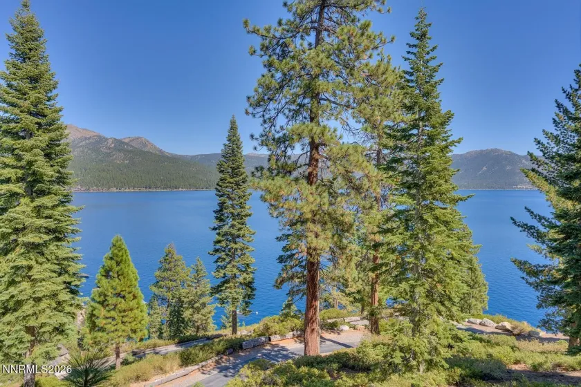 120 State Route 28, Crystal Bay, Nevada 89402, 2 Bedrooms Bedrooms, ,3 BathroomsBathrooms,Residential,Residential,State Route 28,0,260012080