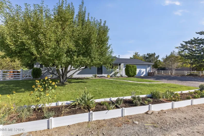 1308 Muir, Gardnerville, Nevada 89460, 4 Bedrooms Bedrooms, ,3 BathroomsBathrooms,Residential,Residential,Muir,0,260012086