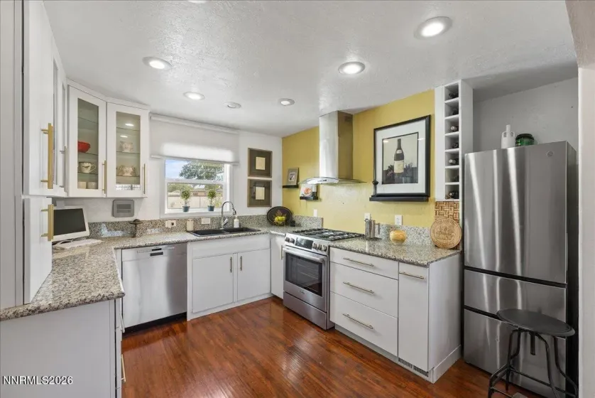 990 Riverview, Gardnerville, Nevada 89460, 4 Bedrooms Bedrooms, ,3 BathroomsBathrooms,Residential,Residential,Riverview,0,260012091