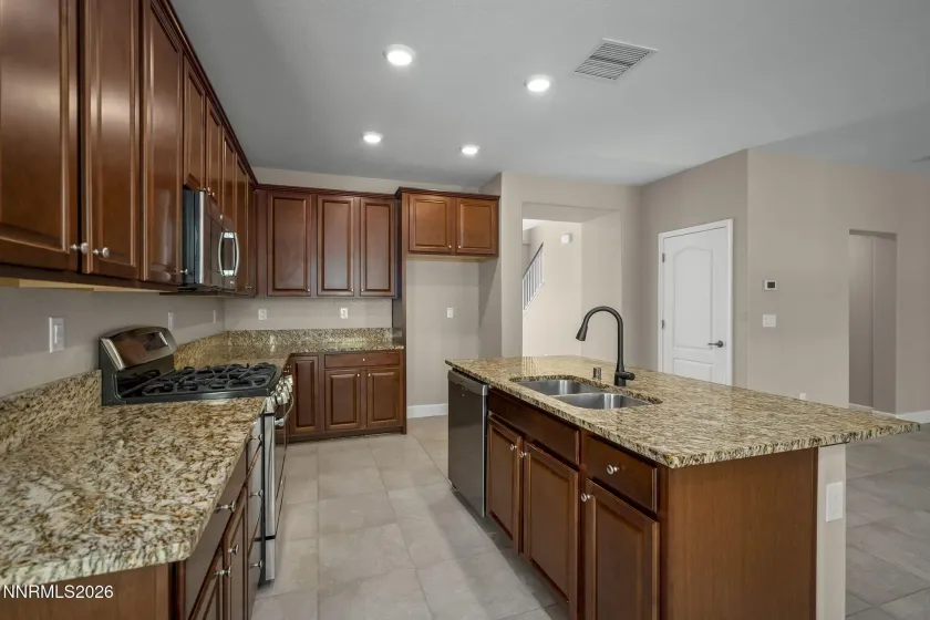 1670 Samantha Crest, Reno, Nevada 89523, 4 Bedrooms Bedrooms, ,3 BathroomsBathrooms,Residential,Residential,Samantha Crest,0,260012093