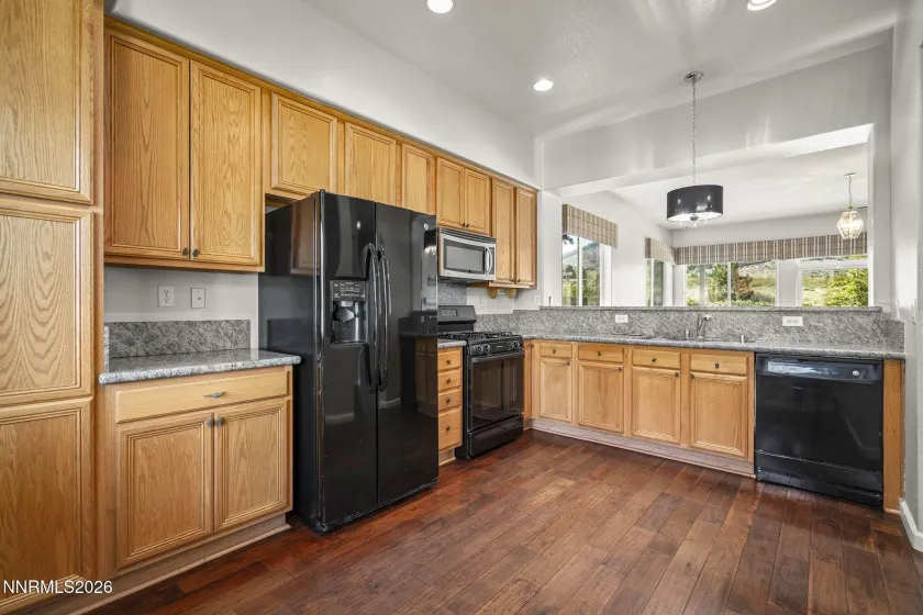 140 Coventry, Carson City, Nevada 89703, 3 Bedrooms Bedrooms, ,2 BathroomsBathrooms,Residential,Residential,Coventry,0,260012094