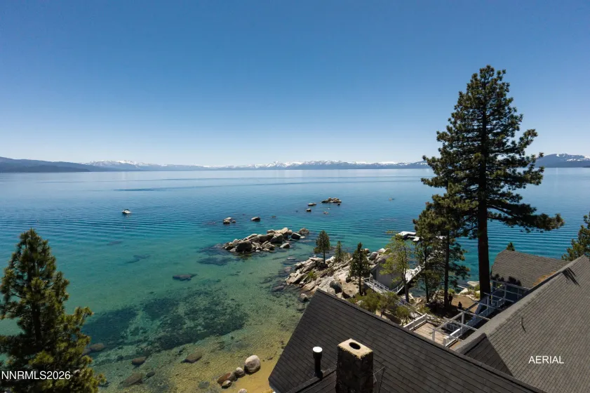 9898 Lake, Kings Beach, California 96143, 7 Bedrooms Bedrooms, ,5 BathroomsBathrooms,Residential,Residential,Lake,0,260012096