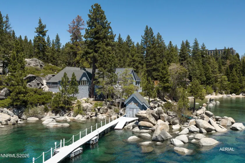 9898 Lake, Kings Beach, California 96143, 7 Bedrooms Bedrooms, ,5 BathroomsBathrooms,Residential,Residential,Lake,0,260012096