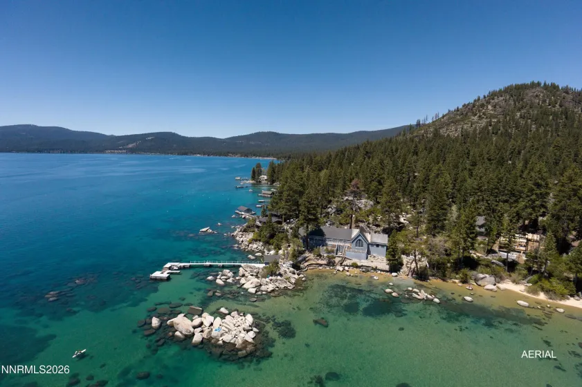 9898 Lake, Kings Beach, California 96143, 7 Bedrooms Bedrooms, ,5 BathroomsBathrooms,Residential,Residential,Lake,0,260012096