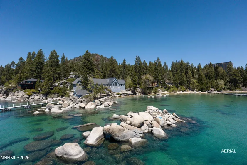 9898 Lake, Kings Beach, California 96143, 7 Bedrooms Bedrooms, ,5 BathroomsBathrooms,Residential,Residential,Lake,0,260012096