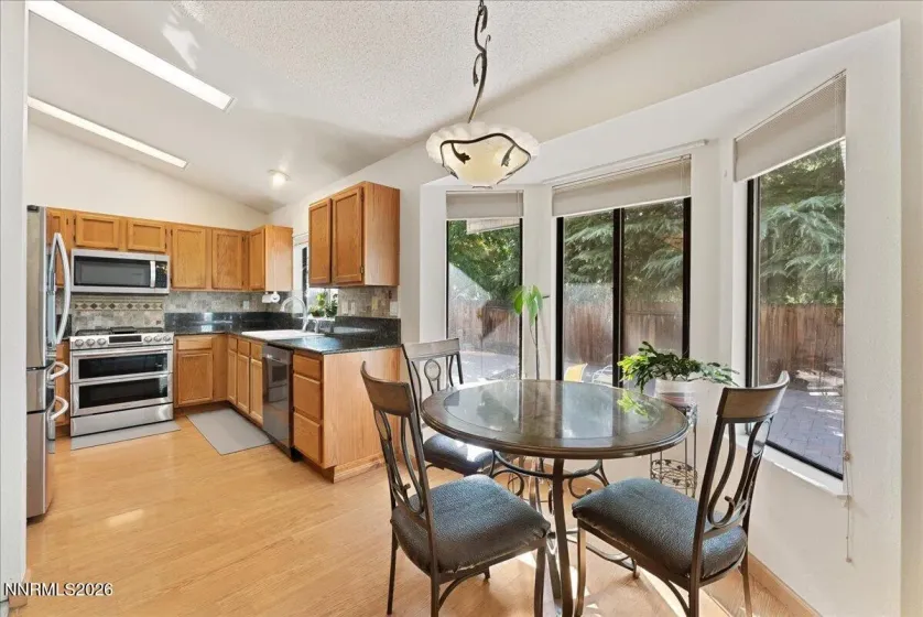 5245 Santa Barbara, Sparks, Nevada 89436, 3 Bedrooms Bedrooms, ,2 BathroomsBathrooms,Residential,Residential,Santa Barbara,0,260012100