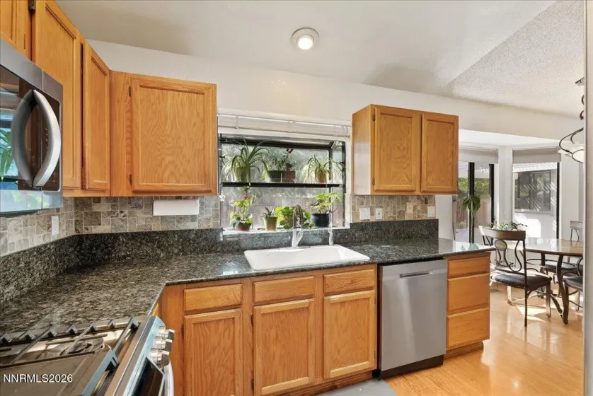 5245 Santa Barbara, Sparks, Nevada 89436, 3 Bedrooms Bedrooms, ,2 BathroomsBathrooms,Residential,Residential,Santa Barbara,0,260012100