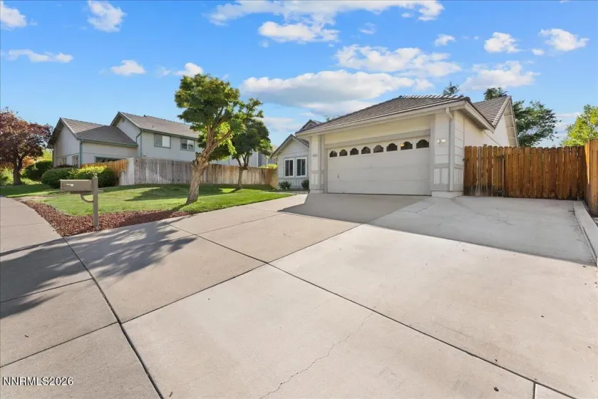 5245 Santa Barbara, Sparks, Nevada 89436, 3 Bedrooms Bedrooms, ,2 BathroomsBathrooms,Residential,Residential,Santa Barbara,0,260012100
