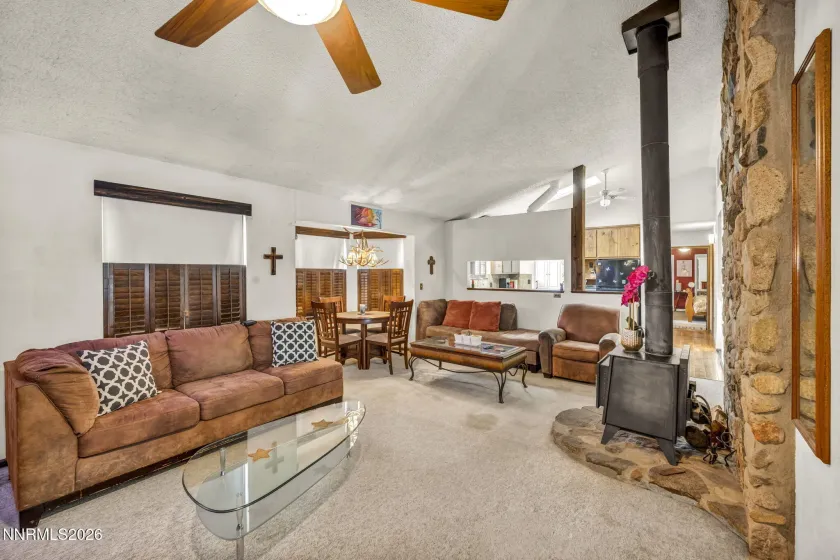 107281 U.S. 395, Coleville, California 96107, 2 Bedrooms Bedrooms, ,2 BathroomsBathrooms,Residential,Residential,U.S. 395,0,260012102