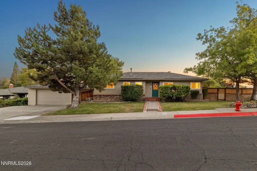 2180 Gridley, Reno, Nevada 89503, 3 Bedrooms Bedrooms, ,2 BathroomsBathrooms,Residential,Residential,Gridley,0,260012106