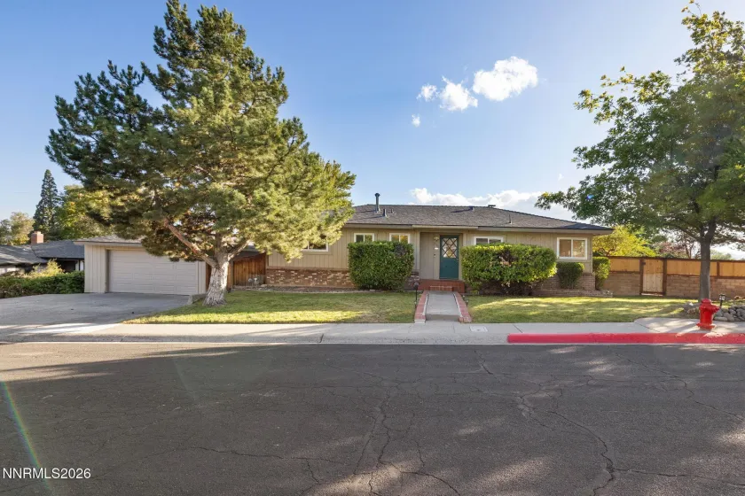 2180 Gridley, Reno, Nevada 89503, 3 Bedrooms Bedrooms, ,2 BathroomsBathrooms,Residential,Residential,Gridley,0,260012106