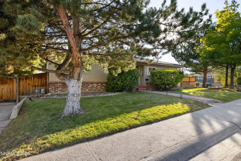 2180 Gridley, Reno, Nevada 89503, 3 Bedrooms Bedrooms, ,2 BathroomsBathrooms,Residential,Residential,Gridley,0,260012106