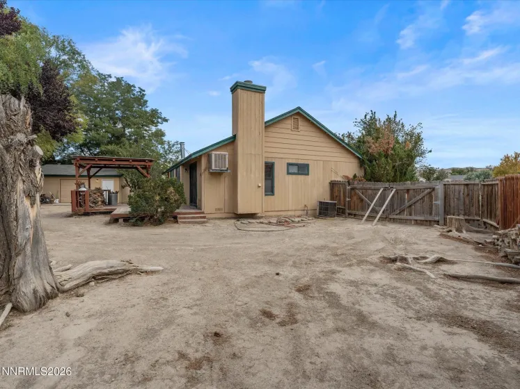 1682 Johns, Fernley, Nevada 89408, 3 Bedrooms Bedrooms, ,2 BathroomsBathrooms,Residential,Residential,Johns,0,260012109
