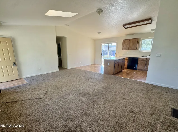 1391 Mary Jo, Gardnerville, Nevada 89460, 3 Bedrooms Bedrooms, ,2 BathroomsBathrooms,Residential,Residential,Mary Jo,0,260012111