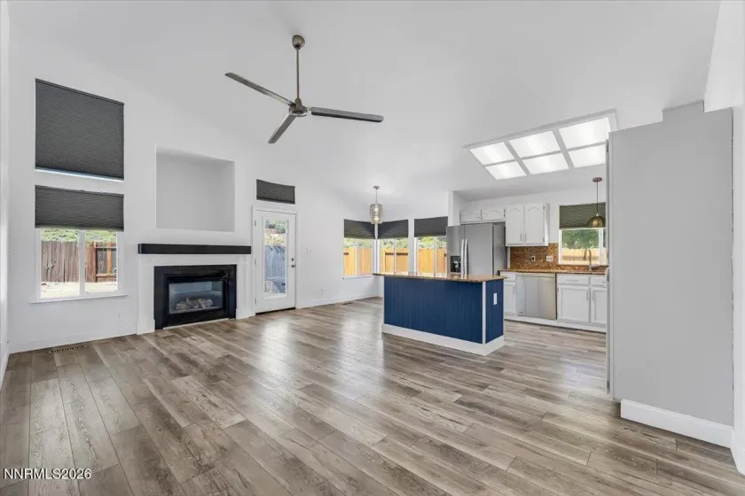 2079 Westglen, Reno, Nevada 89523, 4 Bedrooms Bedrooms, ,2 BathroomsBathrooms,Residential,Residential,Westglen,0,260012112