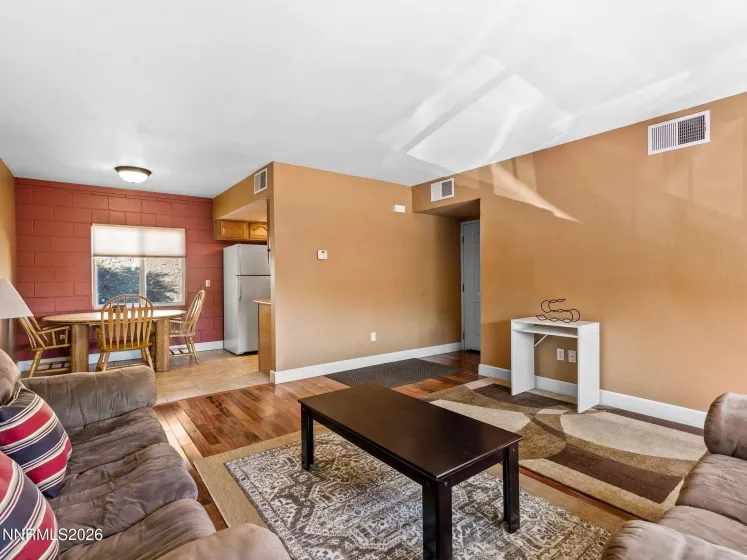 230 Bisset, Reno, Nevada 89503, 2 Bedrooms Bedrooms, ,2 BathroomsBathrooms,Residential,Residential,Bisset,0,260012117