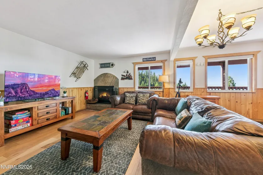 771 Bowl, Stateline, Nevada 89449, 4 Bedrooms Bedrooms, ,2 BathroomsBathrooms,Residential,Residential,Bowl,0,260012121