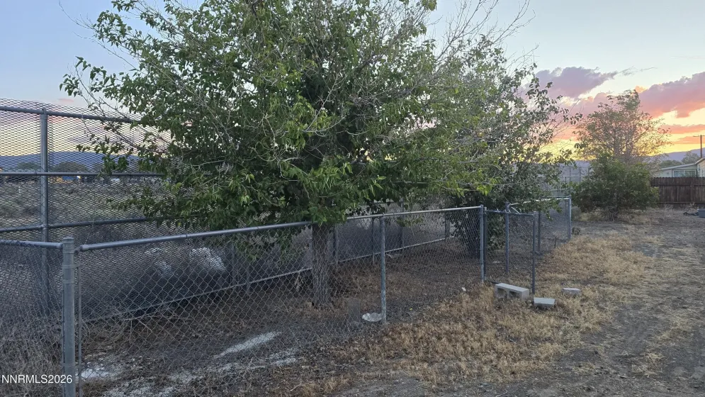 725 Fremont, Fernley, Nevada 89408, 3 Bedrooms Bedrooms, ,2 BathroomsBathrooms,Residential,Residential,Fremont,0,260012125