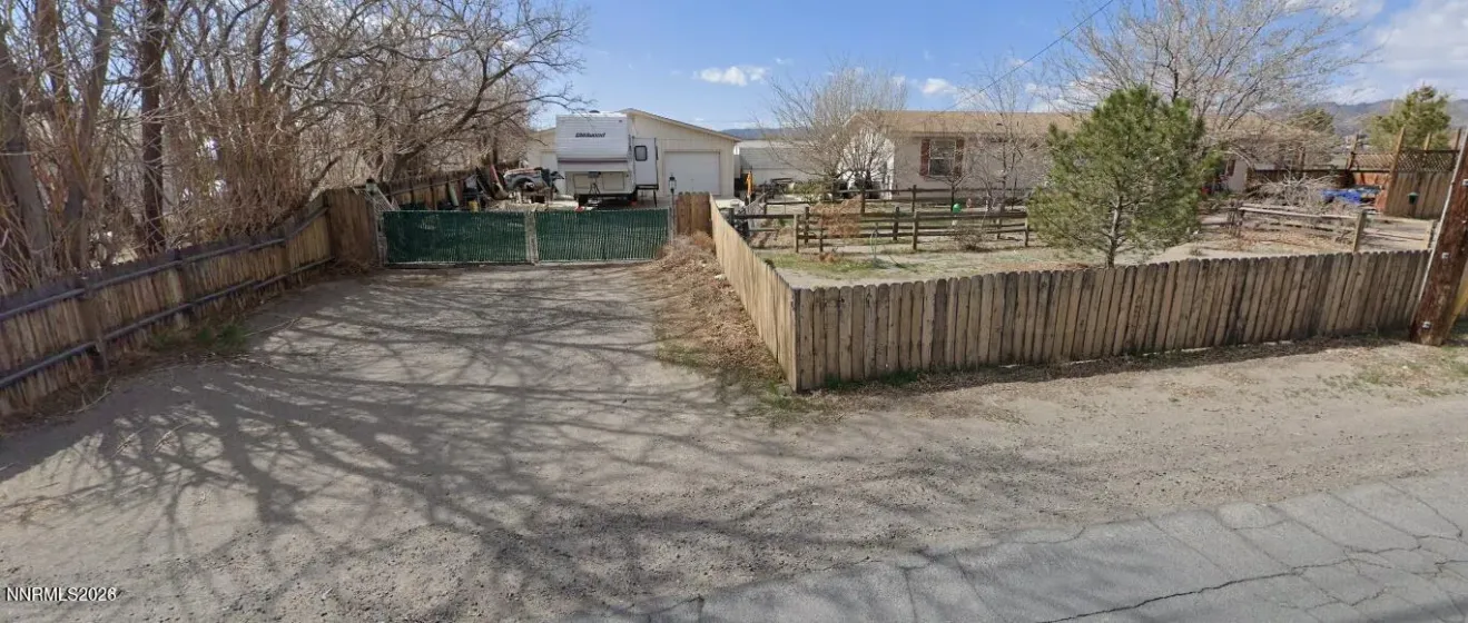 725 Fremont, Fernley, Nevada 89408, 3 Bedrooms Bedrooms, ,2 BathroomsBathrooms,Residential,Residential,Fremont,0,260012125