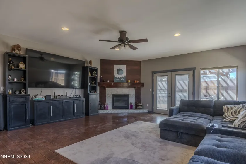 654 Canary, Fernley, Nevada 89408, 4 Bedrooms Bedrooms, ,3 BathroomsBathrooms,Residential,Residential,Canary,0,260012133
