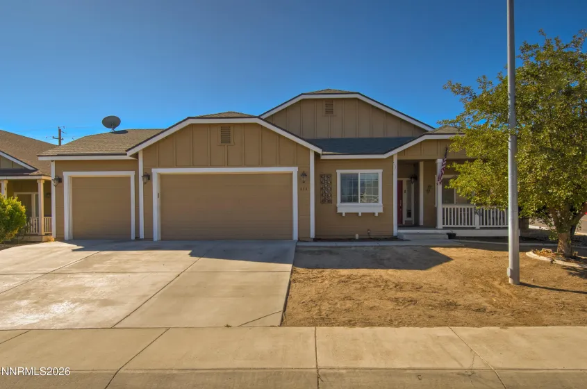 654 Canary, Fernley, Nevada 89408, 4 Bedrooms Bedrooms, ,3 BathroomsBathrooms,Residential,Residential,Canary,0,260012133