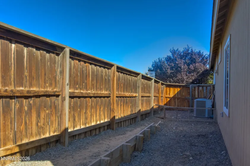 654 Canary, Fernley, Nevada 89408, 4 Bedrooms Bedrooms, ,3 BathroomsBathrooms,Residential,Residential,Canary,0,260012133