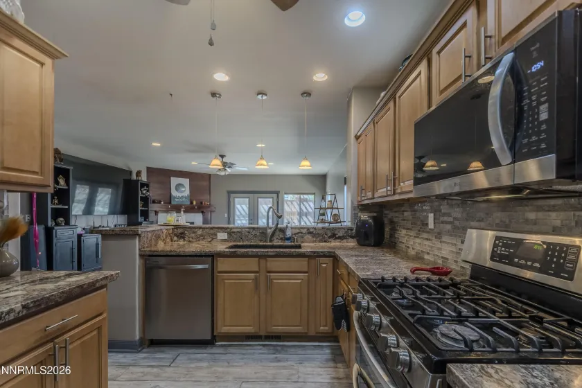 654 Canary, Fernley, Nevada 89408, 4 Bedrooms Bedrooms, ,3 BathroomsBathrooms,Residential,Residential,Canary,0,260012133