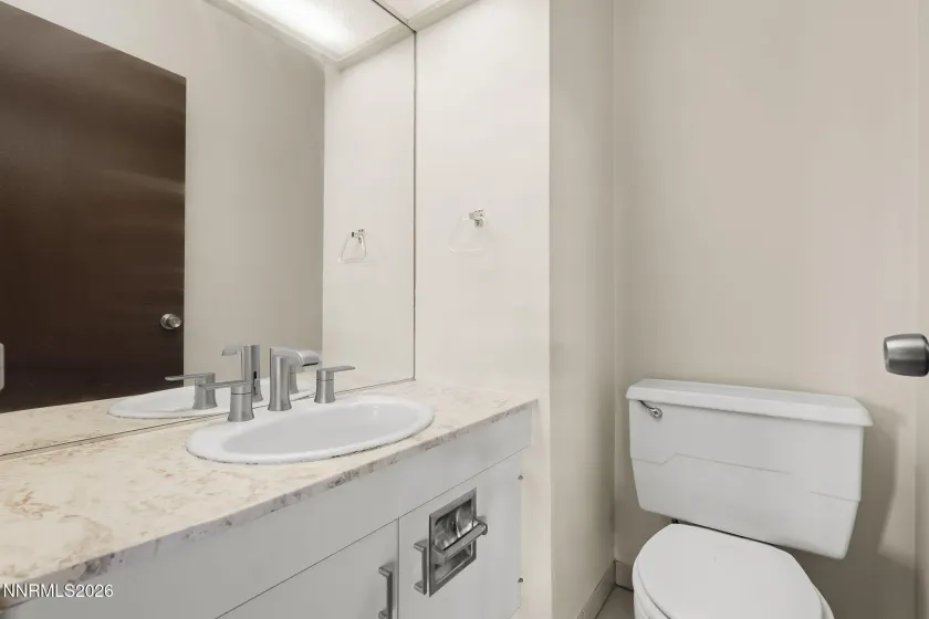 100 Arlington, Reno, Nevada 89501, 1 Bedroom Bedrooms, ,2 BathroomsBathrooms,Residential,Residential,Arlington,0,260012134