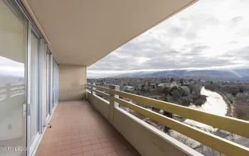 100 Arlington, Reno, Nevada 89501, 1 Bedroom Bedrooms, ,2 BathroomsBathrooms,Residential,Residential,Arlington,0,260012134
