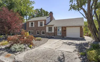 68 Sunnyside, Reno, Nevada 89503, 2 Bedrooms Bedrooms, ,2 BathroomsBathrooms,Residential,Residential,Sunnyside,0,260012136