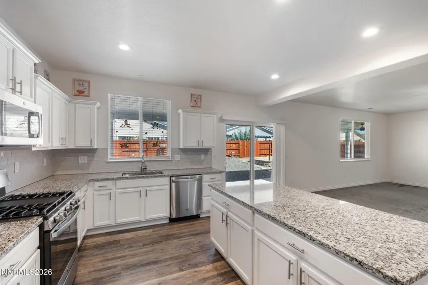 18723 Salvatore, Reno, Nevada 89508, 4 Bedrooms Bedrooms, ,3 BathroomsBathrooms,Residential,Residential,Salvatore,0,260012138