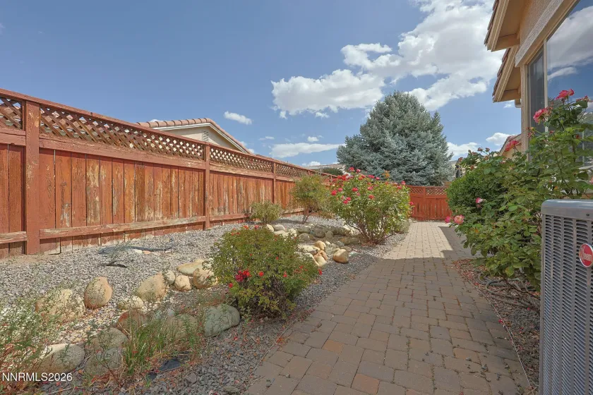 1840 Medolla, Sparks, Nevada 89434, 2 Bedrooms Bedrooms, ,2 BathroomsBathrooms,Residential,Residential,Medolla,0,260012139