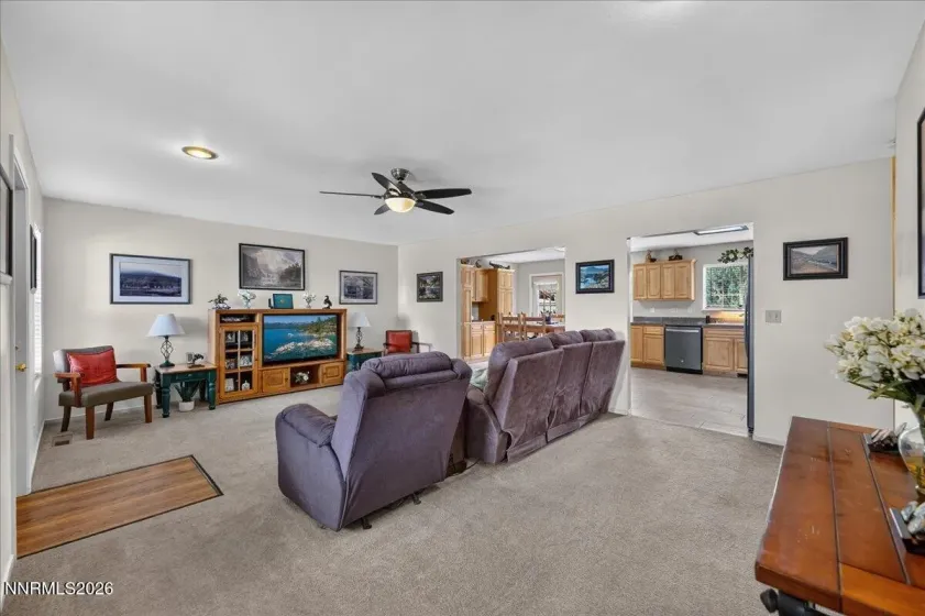1257 Wrangler, Minden, Nevada 89423, 3 Bedrooms Bedrooms, ,2 BathroomsBathrooms,Residential,Residential,Wrangler,0,260012141