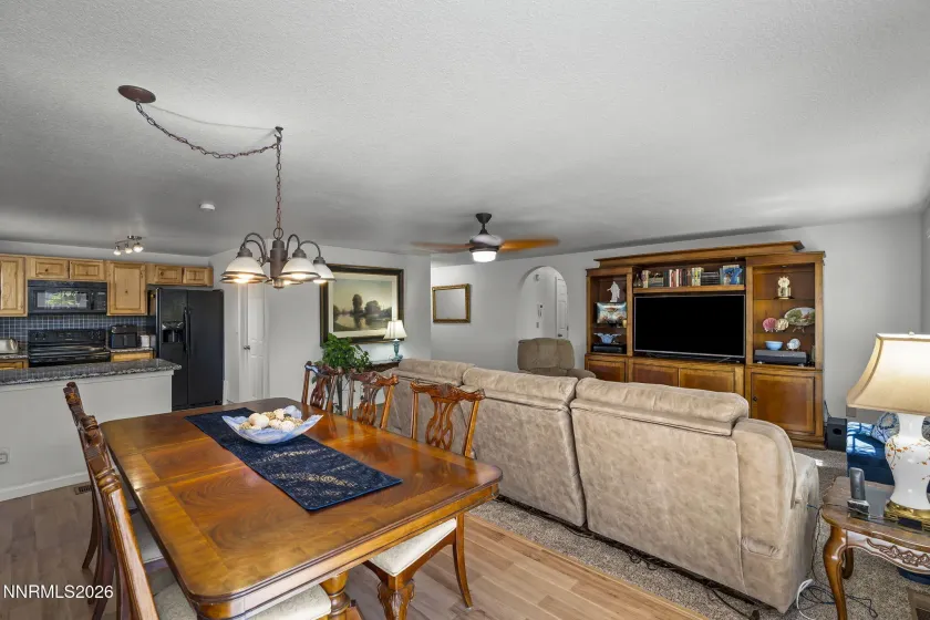 610 Victoria, Gardnerville, Nevada 89460, 3 Bedrooms Bedrooms, ,2 BathroomsBathrooms,Residential,Residential,Victoria,0,260012153