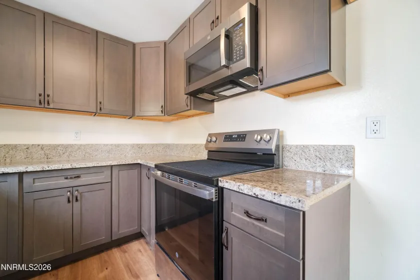 1792 Gault, Sparks, Nevada 89431, 3 Bedrooms Bedrooms, ,2 BathroomsBathrooms,Residential,Residential,Gault,0,260012155