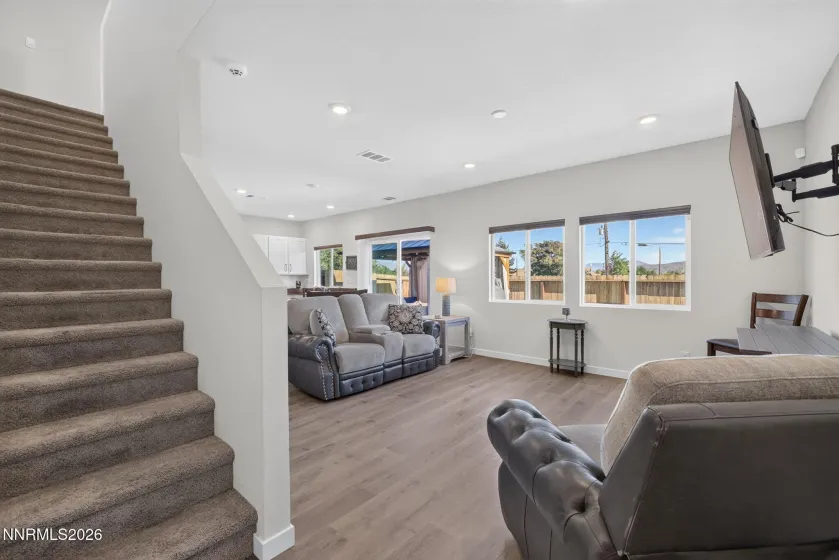 7709 Wandering, Reno, Nevada 89506, 4 Bedrooms Bedrooms, ,3 BathroomsBathrooms,Residential,Residential,Wandering,0,260012157