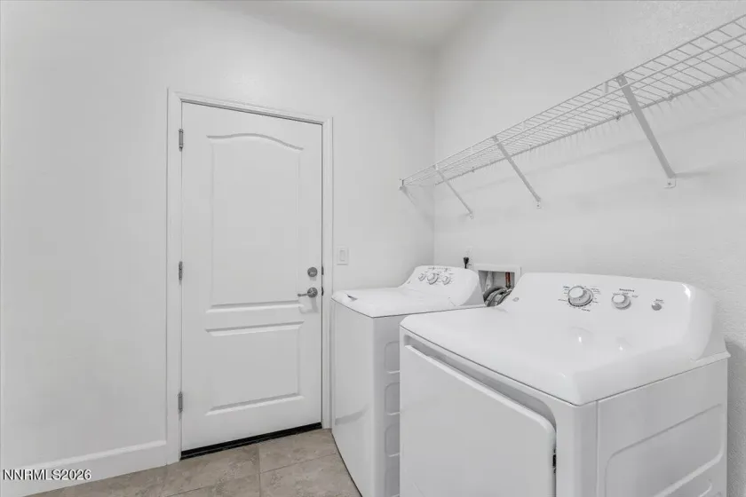 1615 Heavenly View, Reno, Nevada 89523, 3 Bedrooms Bedrooms, ,2 BathroomsBathrooms,Residential,Residential,Heavenly View,0,260012166