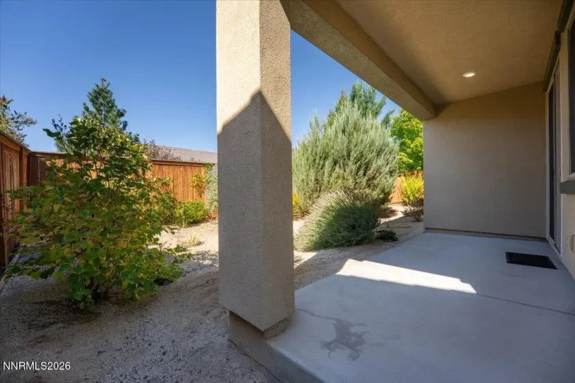 1615 Heavenly View, Reno, Nevada 89523, 3 Bedrooms Bedrooms, ,2 BathroomsBathrooms,Residential,Residential,Heavenly View,0,260012166